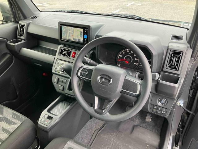 タフトＸナビ／ＴＶ／ＤＶＤ／ＢＴ／ＵＳＢ　バックカメラ　前後ドラレコ　ＥＴＣ　ガラスルーフ　ＬＥＤヘッドランプ　オートライト　ＡＨＢ　コ−ナ−センサー　電動駐車ブレーキ　スマアシ　ボタンスタート　スマートキー（千葉県）の中古車