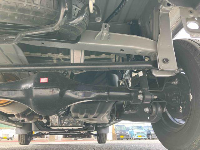 ハイゼットカーゴデラックスフロントドアスピーカー ラジオレス 衝突被害軽減ブレーキ コーナーセンサー オートライト プライバシーガラス フロントパワーウィンドウ オーバーヘッドシェルフ キーレスエントリー アイドリングストップ(千葉県)の中古車