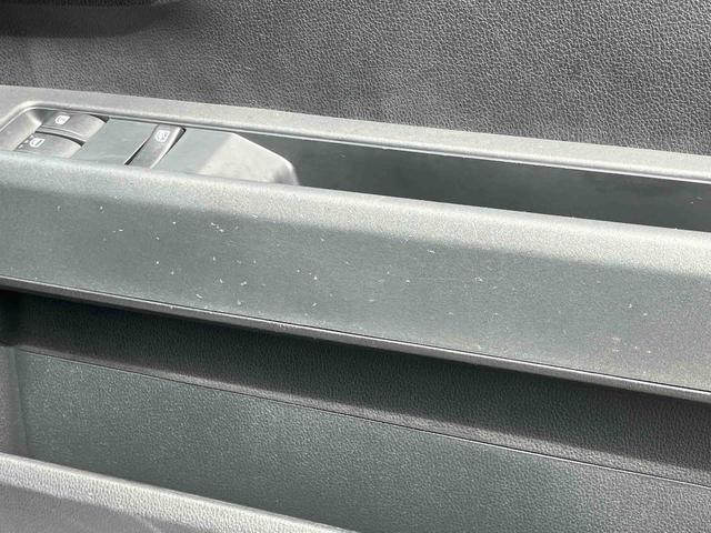 ハイゼットカーゴデラックスフロントドアスピーカー ラジオレス 衝突被害軽減ブレーキ コーナーセンサー オートライト プライバシーガラス フロントパワーウィンドウ オーバーヘッドシェルフ キーレスエントリー アイドリングストップ(千葉県)の中古車