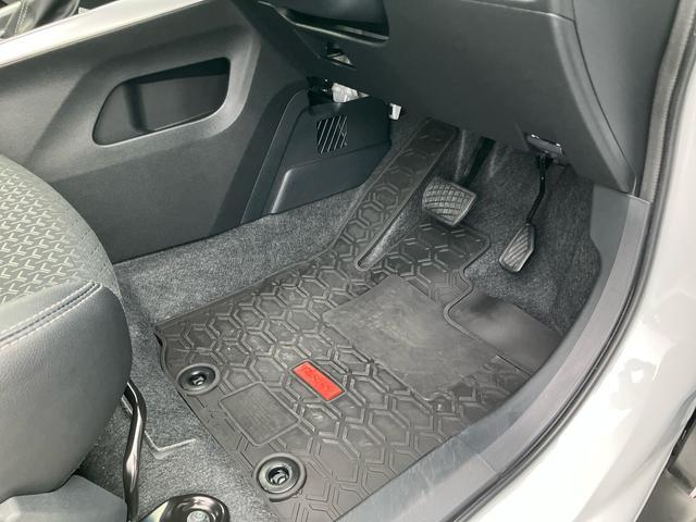ロッキープレミアムＧ　ＨＥＶＨＥＶ　バックカメラ　全車速追従クルコン　ＬＥＤヘッドランプ　オートライト　ＡＤＢ　リヤフォグランプ　スマアシ　コーナーセンサー　シートヒーター　革巻ステアリング　電動駐車ブレーキ　キーフリー　アルミ（千葉県）の中古車