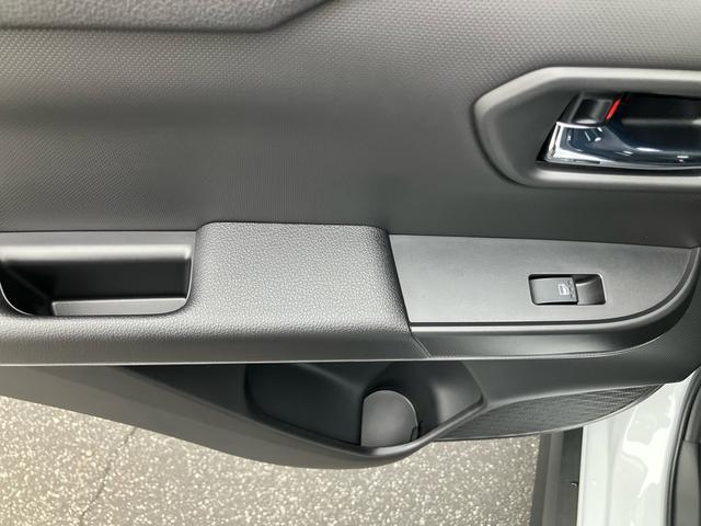 ロッキープレミアムＧ　ＨＥＶＨＥＶ　バックカメラ　全車速追従クルコン　ＬＥＤヘッドランプ　オートライト　ＡＤＢ　リヤフォグランプ　スマアシ　コーナーセンサー　シートヒーター　革巻ステアリング　電動駐車ブレーキ　キーフリー　アルミ（千葉県）の中古車