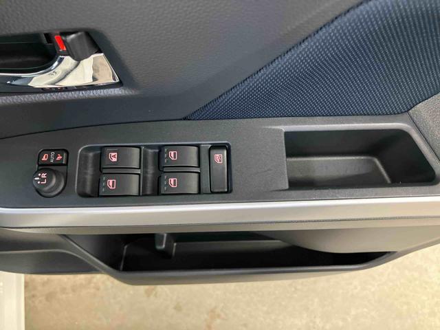 トールカスタムＧ　ターボターボ　９型ＤＰＡ／ＴＶ／ＢＴ／ＵＳＢ　バックカメラ　全車速追従クルコン　ＬＥＤヘッドライト　オートライト　ＡＨＢ　スマアシ　コーナーセンサー　電動駐車ブレーキ　キーフリー　革ハンドル　アルミホイール（千葉県）の中古車