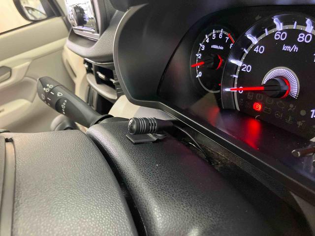 ムーヴL SAIII衝突被害軽減ブレーキ 横滑り防止装置 CDラジオチューナー USB接続 AUX接続 ブルートゥース対応 オートハイビーム マニュアルレベリング機能付ハロゲンヘッドライト キーレスエントリー(千葉県)の中古車