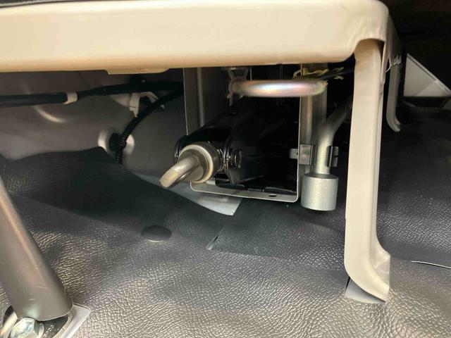 ハイゼットカーゴデラックススマアシ ダイハツ予防安全機能 前後コーナーセンサー オートライト オートハイビーム マニュアルレベリング機能付ハロゲンヘッドライト オーバーヘッドシェルフ スピーカー一体型ラジオチューナー(千葉県)の中古車