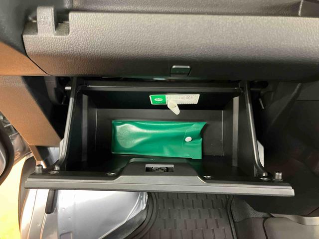 ハイゼットカーゴデラックススマアシ ダイハツ予防安全機能 前後コーナーセンサー オートライト オートハイビーム マニュアルレベリング機能付ハロゲンヘッドライト オーバーヘッドシェルフ スピーカー一体型ラジオチューナー(千葉県)の中古車