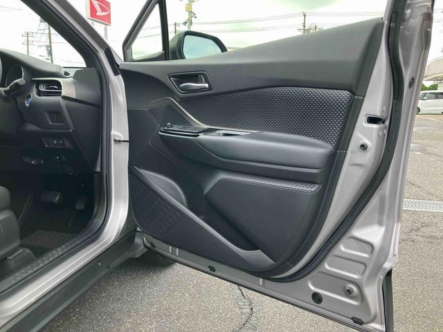 Ｃ−ＨＲＧ　モード　ネロ　セーフティプラスハイブリッド　ナビ／ＴＶ／ＢＴ／ＵＳＢ　ＥＴＣ　全周囲カメラ　全車速追従クルコン　ＬＥＤヘッドライト　オートライト　ＡＨＢ　シートヒーター　ドアイルミネーション　衝突軽減装置　コーナーセンサー　アルミ（千葉県）の中古車