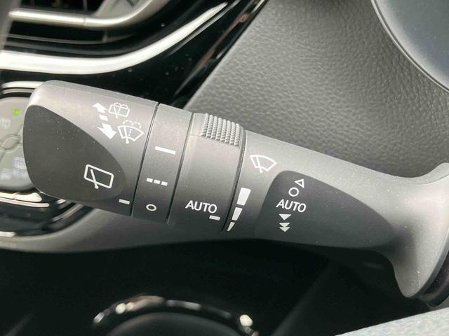 Ｃ−ＨＲＧ　モード　ネロ　セーフティプラスハイブリッド　ナビ／ＴＶ／ＢＴ／ＵＳＢ　ＥＴＣ　全周囲カメラ　全車速追従クルコン　ＬＥＤヘッドライト　オートライト　ＡＨＢ　シートヒーター　ドアイルミネーション　衝突軽減装置　コーナーセンサー　アルミ（千葉県）の中古車