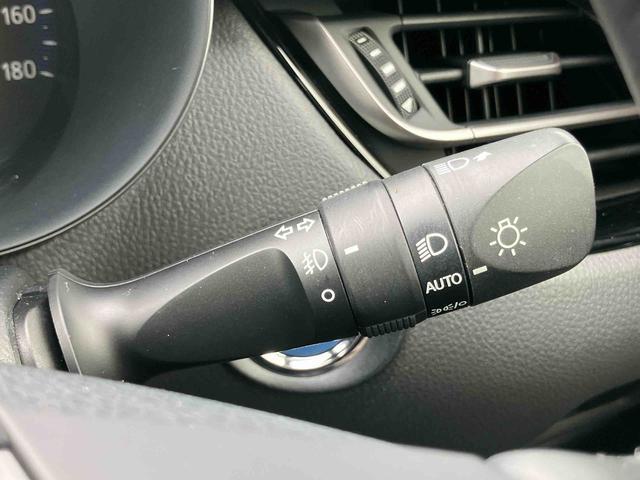 Ｃ−ＨＲＧ　モード　ネロ　セーフティプラスハイブリッド　ナビ／ＴＶ／ＢＴ／ＵＳＢ　ＥＴＣ　全周囲カメラ　全車速追従クルコン　ＬＥＤヘッドライト　オートライト　ＡＨＢ　シートヒーター　ドアイルミネーション　衝突軽減装置　コーナーセンサー　アルミ（千葉県）の中古車