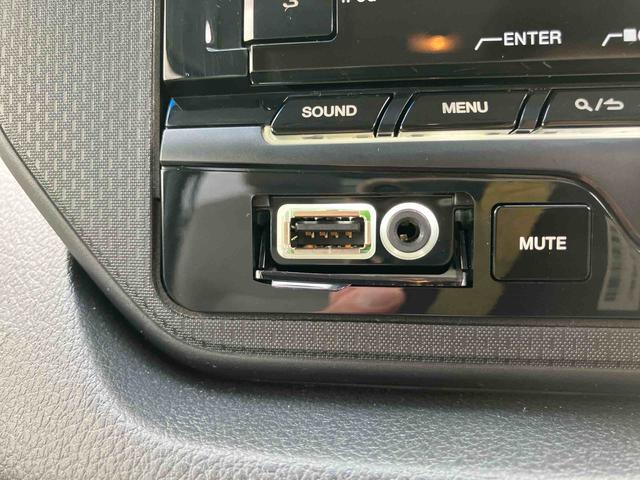 ムーヴL SAIICD/USBチューナー 電動格納ドアミラー 運転席シートリフター キーレスエントリー セキュリティアラーム プライバシーガラス 横滑り防止装置 衝突被害軽減ブレーキ アイドリングストップ(千葉県)の中古車