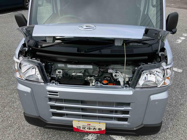 ハイゼットカーゴデラックス衝突被害軽減ブレーキ コーナーセンサー オートライト プライバシーガラス フロントパワーウィンドウ オーバーヘッドシェルフ スピーカー一体型AM・FMラジオ キーレスエントリー アイドリングストップ(千葉県)の中古車