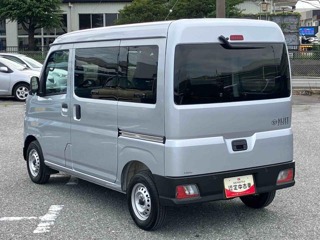ハイゼットカーゴデラックス衝突被害軽減ブレーキ コーナーセンサー オートライト プライバシーガラス フロントパワーウィンドウ オーバーヘッドシェルフ スピーカー一体型AM・FMラジオ キーレスエントリー アイドリングストップ(千葉県)の中古車