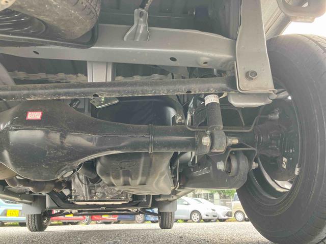 ハイゼットカーゴデラックス衝突被害軽減ブレーキ コーナーセンサー オートライト プライバシーガラス フロントパワーウィンドウ オーバーヘッドシェルフ スピーカー一体型AM・FMラジオ キーレスエントリー アイドリングストップ(千葉県)の中古車