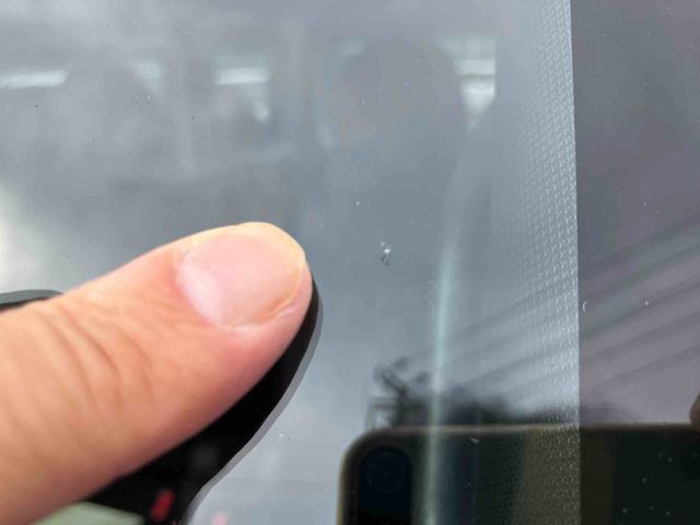 ハイゼットカーゴデラックス衝突被害軽減ブレーキ コーナーセンサー オートライト プライバシーガラス フロントパワーウィンドウ オーバーヘッドシェルフ スピーカー一体型AM・FMラジオ キーレスエントリー アイドリングストップ(千葉県)の中古車