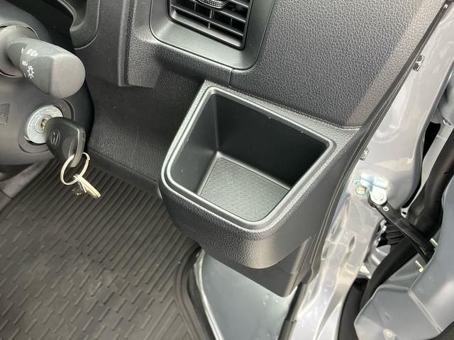 ハイゼットカーゴデラックス衝突被害軽減ブレーキ コーナーセンサー オートライト プライバシーガラス フロントパワーウィンドウ オーバーヘッドシェルフ スピーカー一体型AM・FMラジオ キーレスエントリー アイドリングストップ(千葉県)の中古車