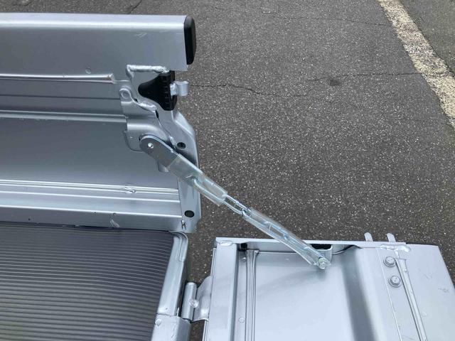 ハイゼットトラックジャンボエクストラ4WD CVT LEDヘッドライト オートライト AHB パワーウィンドウ 電動格納ドアミラー 衝突被害軽減装置 コーナーセンサー オーバーヘッドシェルフ スモークガラス キーフリー ボタンスタート(千葉県)の中古車
