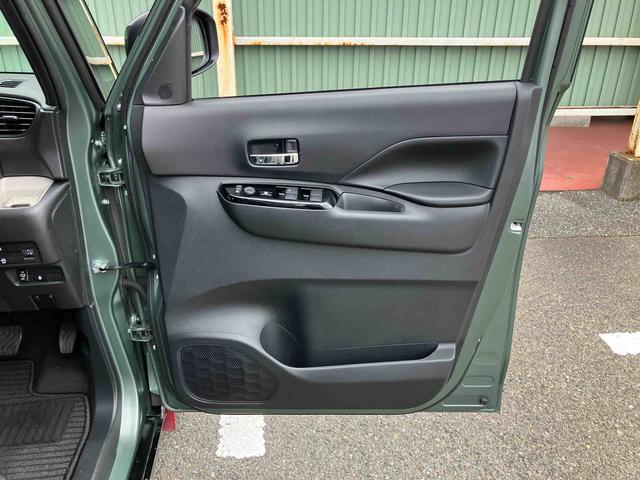 デリカミニT プレミアム9型ナビ/TV/BT/DISC/全周囲カメラ ETC 電子ルームミラー 両側パワスラ ルーフレール 15インチアルミ LEDヘッド/フォグ シート/ステアヒーター リヤサーキュレーター パドルシフト(千葉県)の中古車