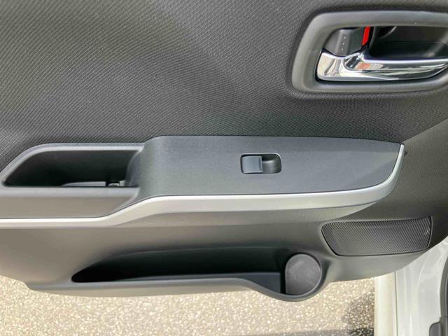 ソリオバンディットハイブリッドMV8型ナビ/TV/DVD/BT/USB ETC 運転席シートヒーター LEDヘッドライト オートライト 革巻ステアリング 両側スライドドア(左側電動) ステアリングリモコン スマートキー ボタンスタート(千葉県)の中古車