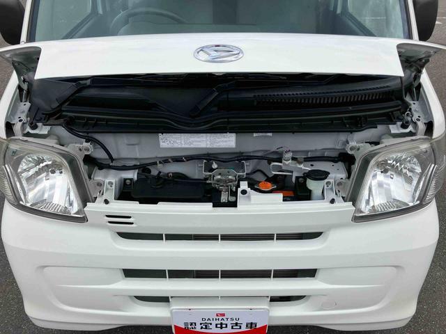 ハイゼットカーゴデラックス2WD 5速MT パワステ パワーウィンドウ キーレスエントリー 集中ドアロック オーバーヘッドシェルフ リヤガラススモーク マニュアルエアコン スピーカー一体型ラジオ ハロゲンヘッドランプ(千葉県)の中古車