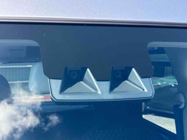 ハイゼットカーゴデラックス衝突被害軽減ブレーキ コーナーセンサー オートライト プライバシーガラス フロントパワーウィンドウ オーバーヘッドシェルフ スピーカー一体型AM・FMラジオ キーレスエントリー アイドリングストップ(千葉県)の中古車