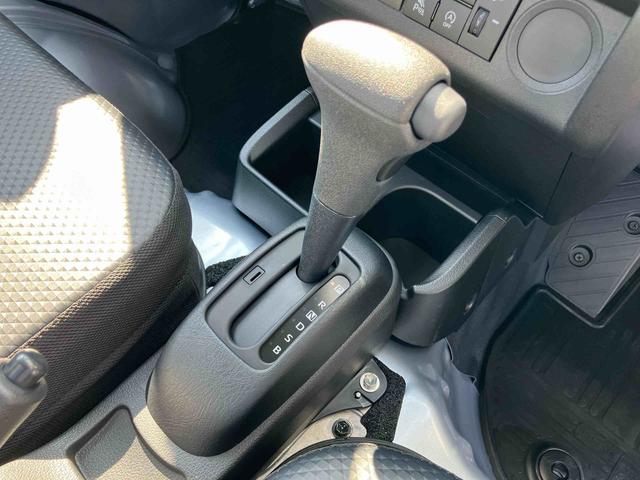 ハイゼットトラックスタンダード2WD CVT 衝突被害軽減装置 前後コーナーセンサー オートライト オートハイビーム ハロゲンヘッドランプ 荷台三方開 バッテリーカバー アイドリングストップ マニュアルAC スピーカー一体型ラジオ(千葉県)の中古車