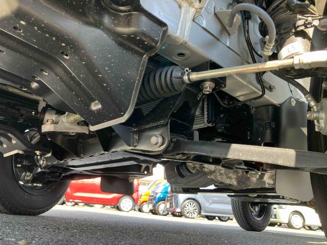 ハイゼットトラックスタンダード2WD CVT 衝突被害軽減装置 前後コーナーセンサー オートライト オートハイビーム ハロゲンヘッドランプ 荷台三方開 バッテリーカバー アイドリングストップ マニュアルAC スピーカー一体型ラジオ(千葉県)の中古車