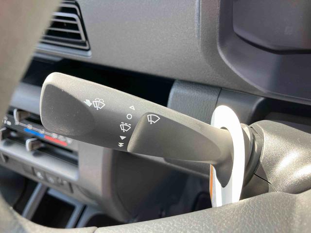 ハイゼットトラックスタンダード2WD CVT 衝突被害軽減装置 前後コーナーセンサー オートライト オートハイビーム ハロゲンヘッドランプ 荷台三方開 バッテリーカバー アイドリングストップ マニュアルAC スピーカー一体型ラジオ(千葉県)の中古車