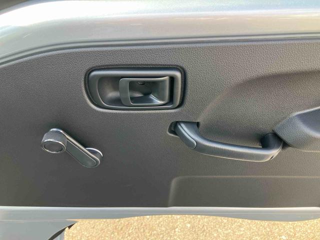 ハイゼットトラックスタンダード2WD CVT 衝突被害軽減装置 前後コーナーセンサー オートライト オートハイビーム ハロゲンヘッドランプ 荷台三方開 バッテリーカバー アイドリングストップ マニュアルAC スピーカー一体型ラジオ(千葉県)の中古車