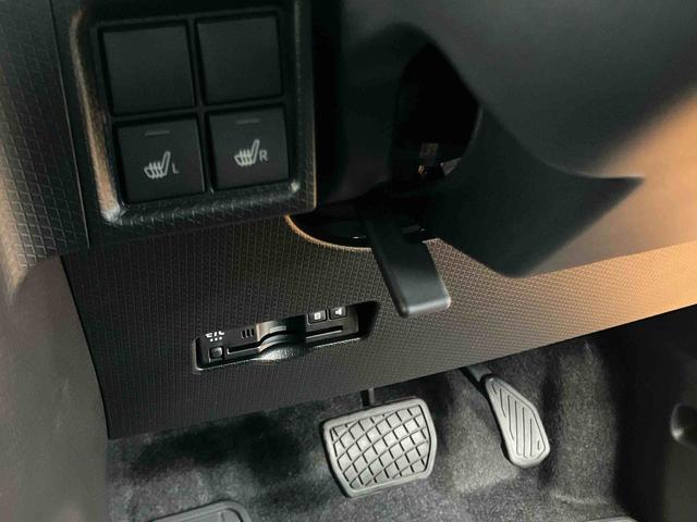 タントカスタムＸリミテッドスマアシ　ダイハツ予防安全機能　アダプティブクルーズコントロール　ビルトインＥＴＣ　オートブレーキホールド付き電動パーキング　上下２段調整式デッキボード　前席シートヒーター　ミラクルオープンドア（千葉県）の中古車