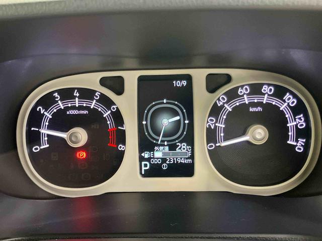 ムーヴキャンバスストライプスＧスマアシ　ダイハツ予防安全機能　置きラクボックス　ホットカップホルダー　オートブレーキホールド付き電動パーキング　前席シートヒーター　両側電動スライドドア　オートライト　　オートハイビーム（千葉県）の中古車