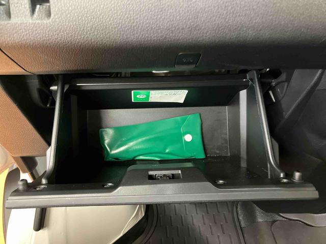 ハイゼットカーゴデラックススマアシ　ダイハツ予防安全機能　前後コーナーセンサー　オーバーヘッドシェルフ　スピーカー一体型ラジオチューナー　キーレスエントリー　荷室マット　マニュアルレベリング機能付ハロゲンヘッドライト（千葉県）の中古車