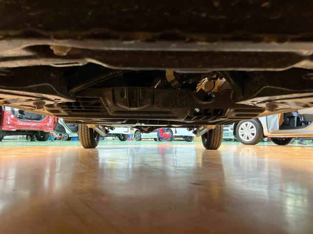 ハイゼットカーゴデラックススマアシ　ダイハツ予防安全機能　前後コーナーセンサー　オーバーヘッドシェルフ　スピーカー一体型ラジオチューナー　キーレスエントリー　荷室マット　マニュアルレベリング機能付ハロゲンヘッドライト（千葉県）の中古車