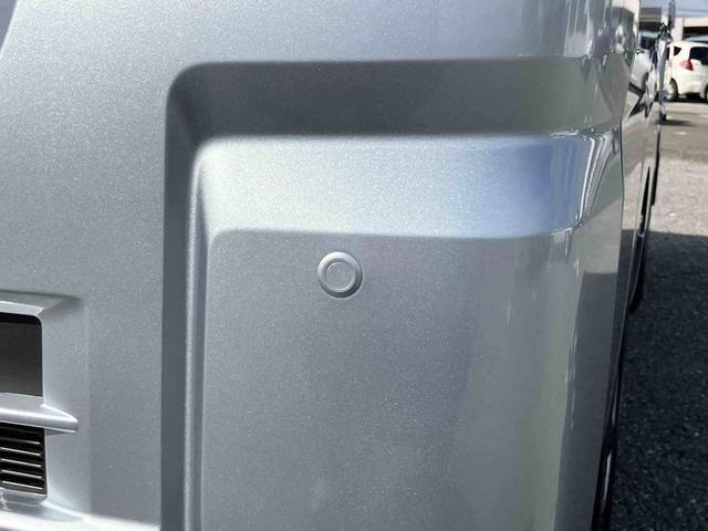 ハイゼットトラックスタンダードプッシュボタンスターター 電動格納ドアミラー パワーウインドウ 衝突被害軽減ブレーキ コーナーセンサー 横滑り防止装置 オートライト エコアイドル スピーカー一体型AM/FMラジオ エアコン パワステ(千葉県)の中古車