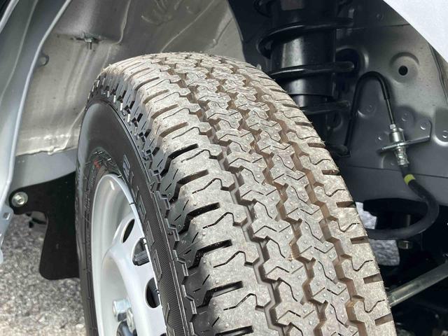 ハイゼットトラックスタンダードプッシュボタンスターター 電動格納ドアミラー パワーウインドウ 衝突被害軽減ブレーキ コーナーセンサー 横滑り防止装置 オートライト エコアイドル スピーカー一体型AM/FMラジオ エアコン パワステ(千葉県)の中古車