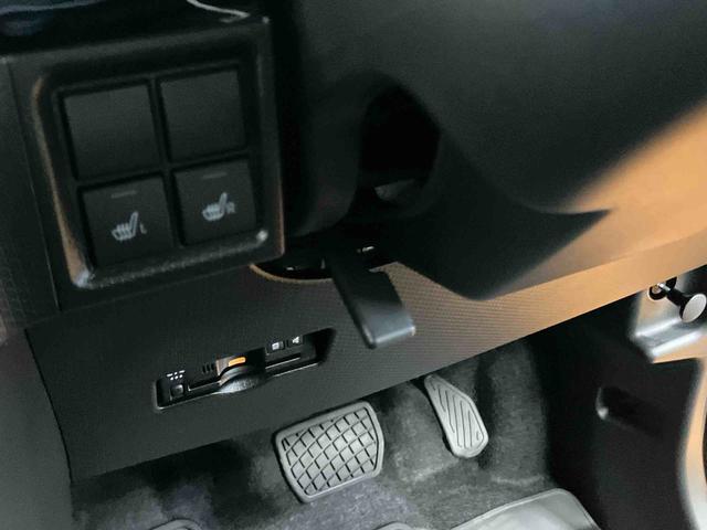 タントカスタムＸリミテッドスマアシ　ダイハツ予防安全機能　アダプティブクルーズコントロール　ビルトインＥＴＣ　オートブレーキホールド付き電動パーキング　前席シートヒーター　上下２段調整式デッキボード　ミラクルオープンドア（千葉県）の中古車