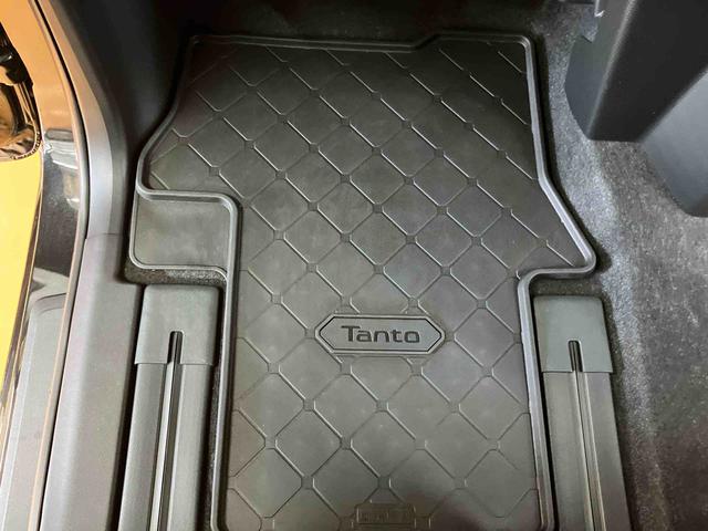 タントカスタムＸリミテッドスマアシ　ダイハツ予防安全機能　アダプティブクルーズコントロール　ビルトインＥＴＣ　オートブレーキホールド付き電動パーキング　前席シートヒーター　上下２段調整式デッキボード　ミラクルオープンドア（千葉県）の中古車