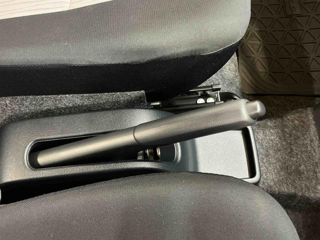 ミライースＸ　ＳＡIII衝突被害軽減ブレーキ　横滑り防止装置　前後コーナーセンサー　オートライト　オートハイビーム　マニュアルレベリング機能付ＬＥＤヘッドライト　キーレスエントリー　バニティーミラー付き左右サンバイザー（千葉県）の中古車