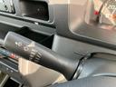４ＷＤ　４速ＡＴ　ＣＤチューナー　ＬＥＤヘッド＆フォグランプ　リヤ４枚リーフスプリング　荷台灯　　テールゲートチェーン　フロントメッキガーニッシュ　パワーウインドウ　キーレス　衝突被害軽減ブレーキ（千葉県）の中古車