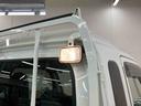４ＷＤ　フルセグナビ　ブルートゥース対応　ＵＳＢ接続　ＥＴＣ　ＬＥＤヘッドライト　ＬＥＤフォグランプ　オートライト　テールゲートチェーン　荷台作業灯　ブルーＬＥＤデイタイムイルミネーション（千葉県）の中古車