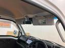 ４ＷＤ　フルセグナビ　ブルートゥース対応　ＵＳＢ接続　ＥＴＣ　ＬＥＤヘッドライト　ＬＥＤフォグランプ　オートライト　テールゲートチェーン　荷台作業灯　ブルーＬＥＤデイタイムイルミネーション（千葉県）の中古車