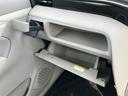 ＣＤチューナー　ＬＥＤヘッドライト　１４インチアルミホイール　運転席シートヒーター　プッシュボタンスターター　オート格納ドアミラー　オートライト　オートエアコン　横滑り防止装置　衝突被害軽減ブレーキ（千葉県）の中古車