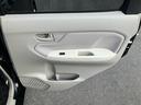 ＣＤチューナー　ＬＥＤヘッドライト　１４インチアルミホイール　運転席シートヒーター　プッシュボタンスターター　オート格納ドアミラー　オートライト　オートエアコン　横滑り防止装置　衝突被害軽減ブレーキ（千葉県）の中古車