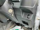 Ａｓ−Ｉｓ車　最大積載量３５０Ｋｇ　４ＷＤ　副変速機５速マニュアル　４枚リーフスプリング　荷台作業灯　後アオリあゆみ板掛け付（千葉県）の中古車