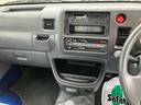 ４ＷＤ　５速マニュアル　副変速機　スーパーデフロック　リヤ４枚リーフスプリング　荷台ライト　　テールゲートチェーン　スピーカー一体型ＡＭ／ＦＭラジオ　エアコン　パワステ（千葉県）の中古車