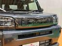 前後専用ダークガーニッシュ　ガラスルーフ　１５インチアルミ　シートヒーター　ＬＥＤヘッドライト＆フォグランプ　ルーフレール　バックカメラ　電動駐車ブレーキ　衝突被害軽減ブレーキ　コーナーセンサー（千葉県）の中古車