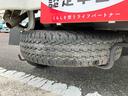 ５速ＭＴ（マニュアル）　パートタイム４ＷＤ　最大積載量３５０ｋｇ　荷台灯　ホワイトエアコン　パワステ　エアバッグ（千葉県）の中古車