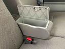 バックカメラ連動フルセグナビ　ＵＳＢ接続　ブルートゥース対応　ＥＴＣ　運転席シートバックポケット　ショッピングフック　シートベルトアンカーアジャスター　バニティーミラー付き左右サンバイザー（千葉県）の中古車