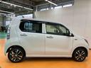 オートライト　ＨＩＤヘッドライト　プッシュエンジンスタート　キーフリーシステム　運転席シートヒーター　チルトステアリング　運転席シートリフター　１４インチアルミホイール　助手席シートアンダーボックス（千葉県）の中古車