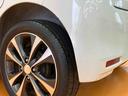 オートライト　ＨＩＤヘッドライト　プッシュエンジンスタート　キーフリーシステム　運転席シートヒーター　チルトステアリング　運転席シートリフター　１４インチアルミホイール　助手席シートアンダーボックス（千葉県）の中古車