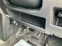 ナビ／ＢＴ／ＴＶ／ＣＤ／ＤＶＤ／バックカメラ／ステアリングスイッチ　ＥＴＣ　黒内装　左側パワスラ　プッシュボタンスターター　オートエアコン　電動格納ドアミラー　アイドリングストップ　横滑り防止装置（千葉県）の中古車