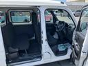 電子制御４ＷＤ　リヤヒーター　オートライト　プライバシーガラス　フロントパワーウィンドウ　オーバーヘッドシェルフ　キーレスエントリー　コーナーセンサー　衝突被害軽減ブレーキ（千葉県）の中古車